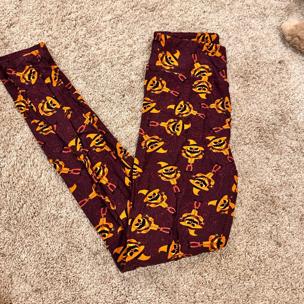 Halloween Themed Leggings with Pumpkin Print